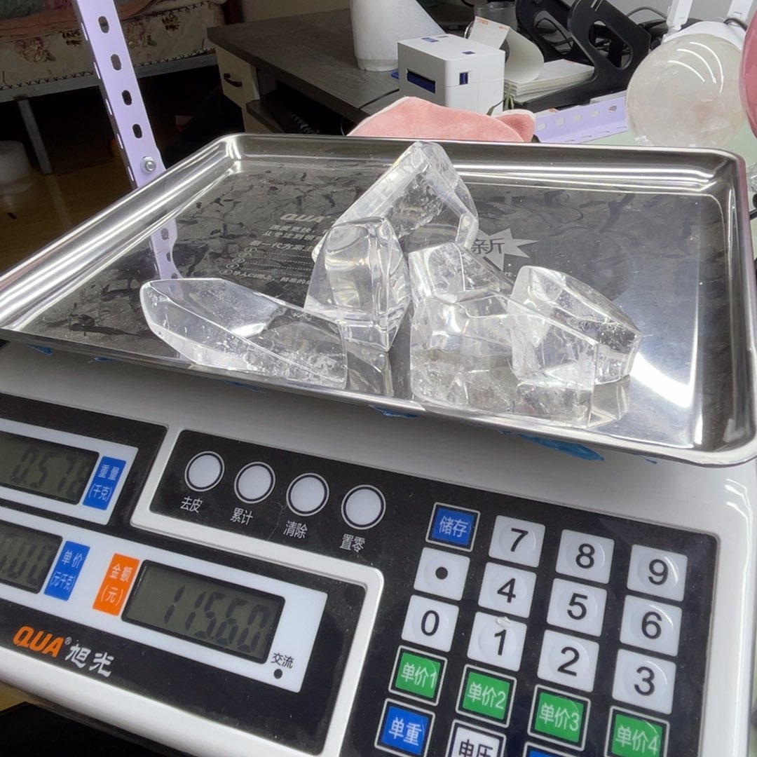 天然白水晶随行桌面摆件