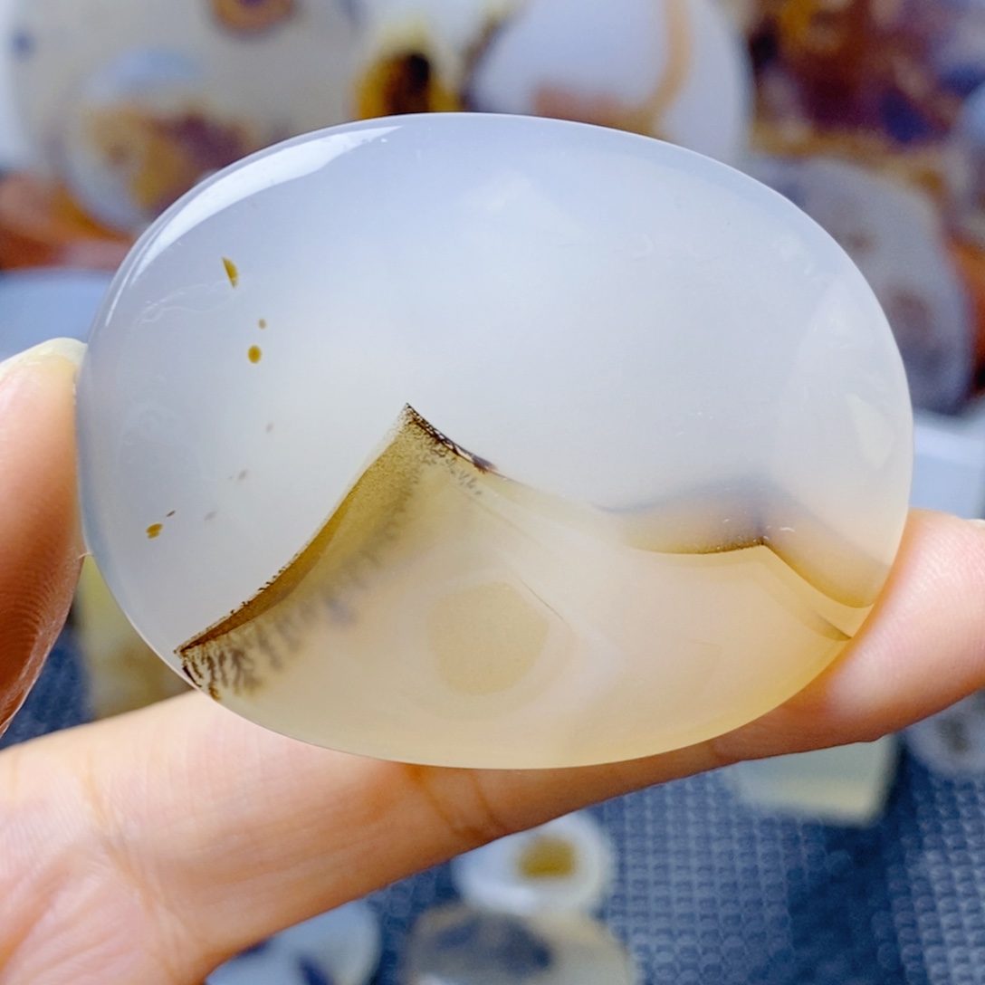 玛瑙/玉髓未镶嵌珠宝奇石