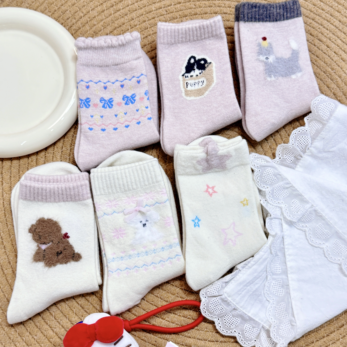 《花田兔》新品秋冬蝴蝶结毛绒绒中筒袜
