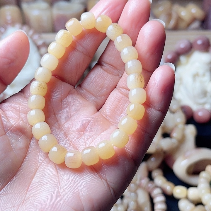 驼骨手串/手链地*干驼骨8✖️7黄透料