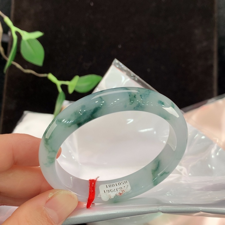 翡翠手镯未镶嵌贵妃1081