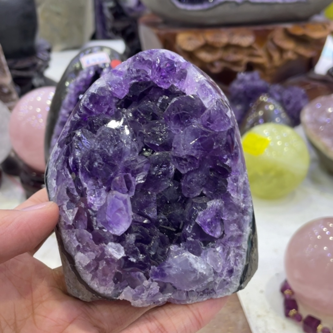 水晶未镶嵌珠宝半成品