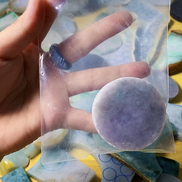 翡翠未镶嵌颈饰潍****司翡翠