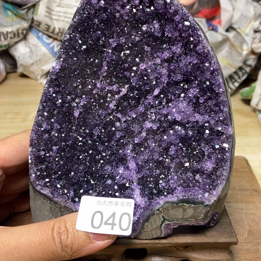 紫晶天然水晶摆件未镶嵌