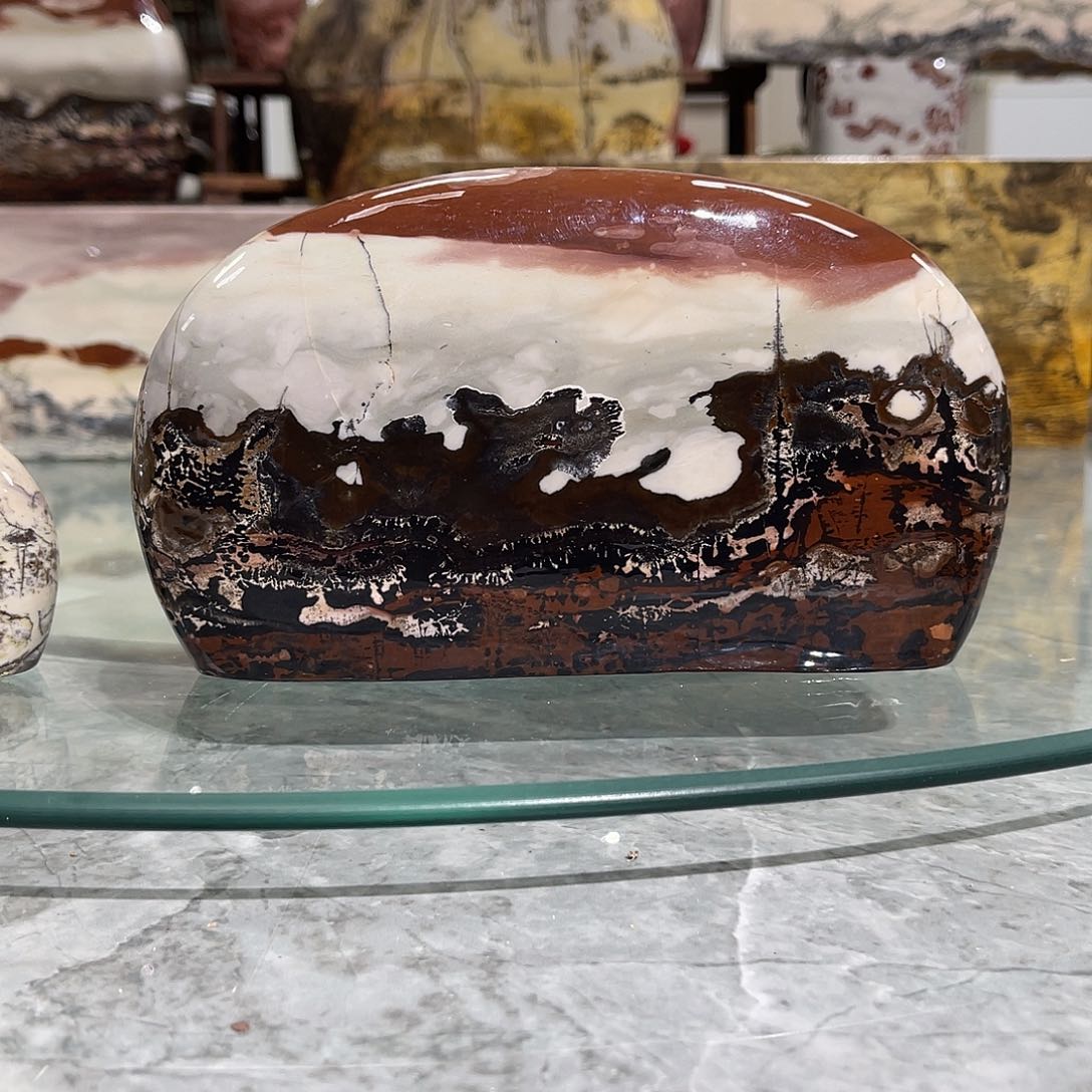 广西石天*园国画石摆件