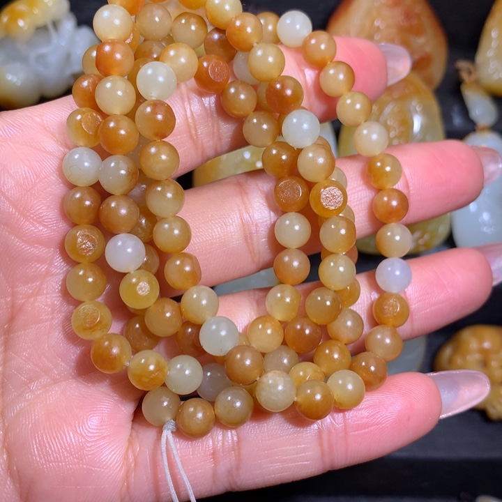 和田玉颈饰未镶嵌