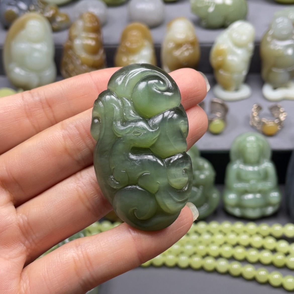 【闪购商品】未镶嵌和田玉挂件继**石