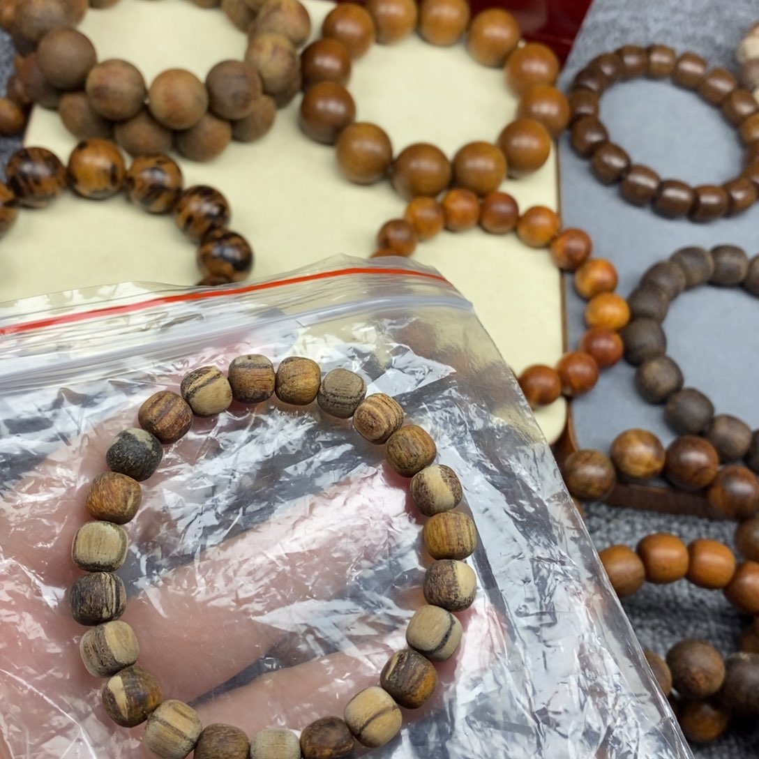 *****贡木手串/手链印贡妖花0809