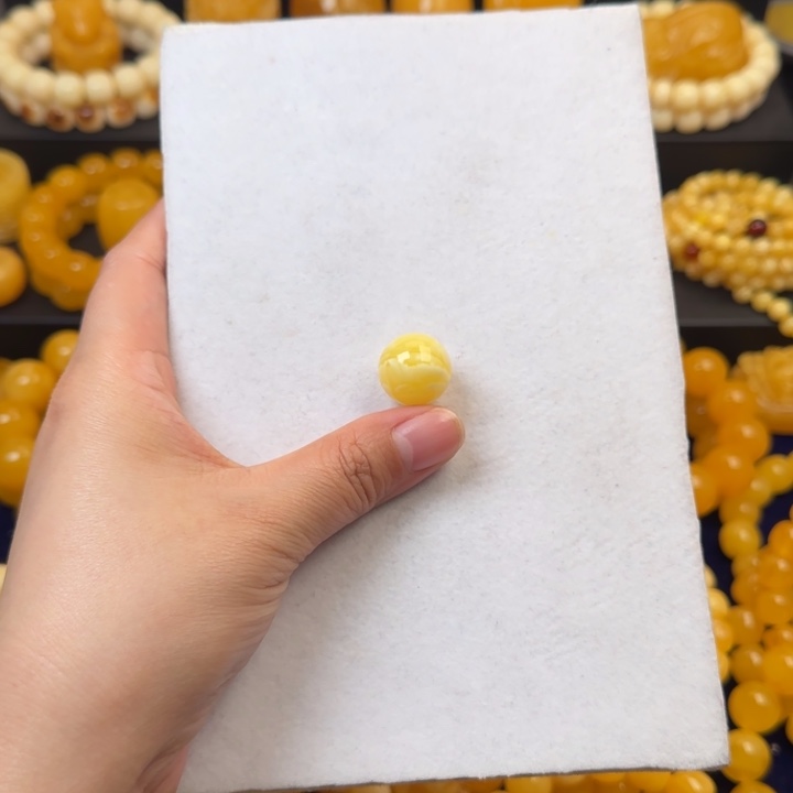 黑***巴蜜蜡未镶嵌颈饰单珠16.9