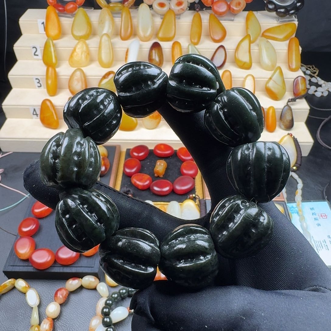 和田玉（青玉）手串未镶嵌