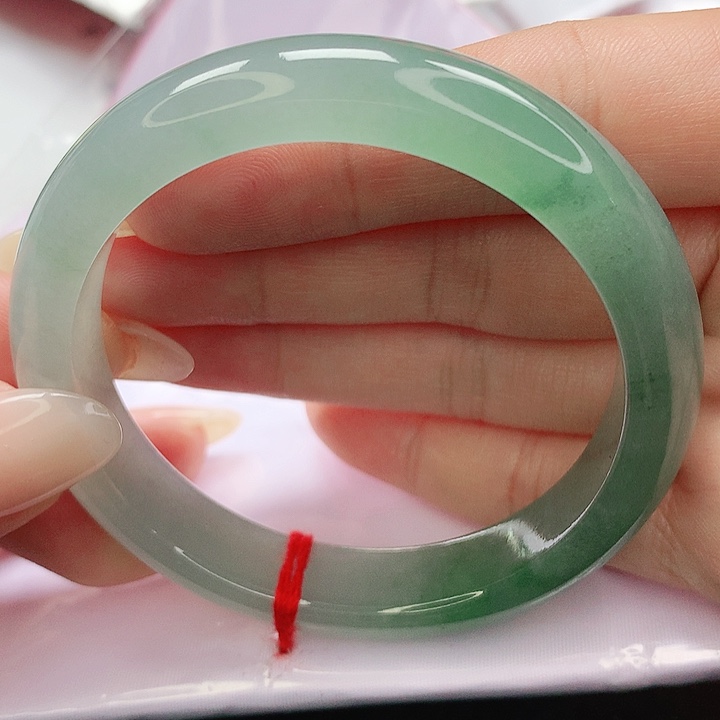 翡翠手镯未镶嵌缅甸天然A货翡翠