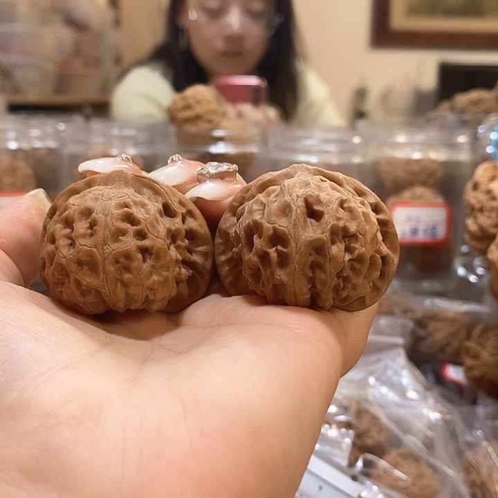 文玩核桃吊坠41宫灯