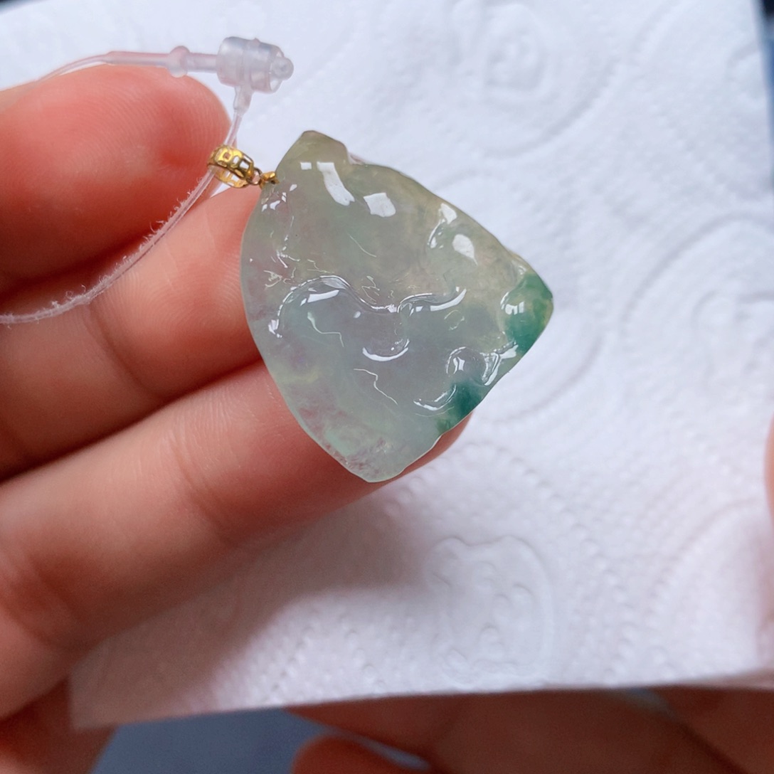 【闪购商品】翡翠吊坠(不含链)未镶嵌