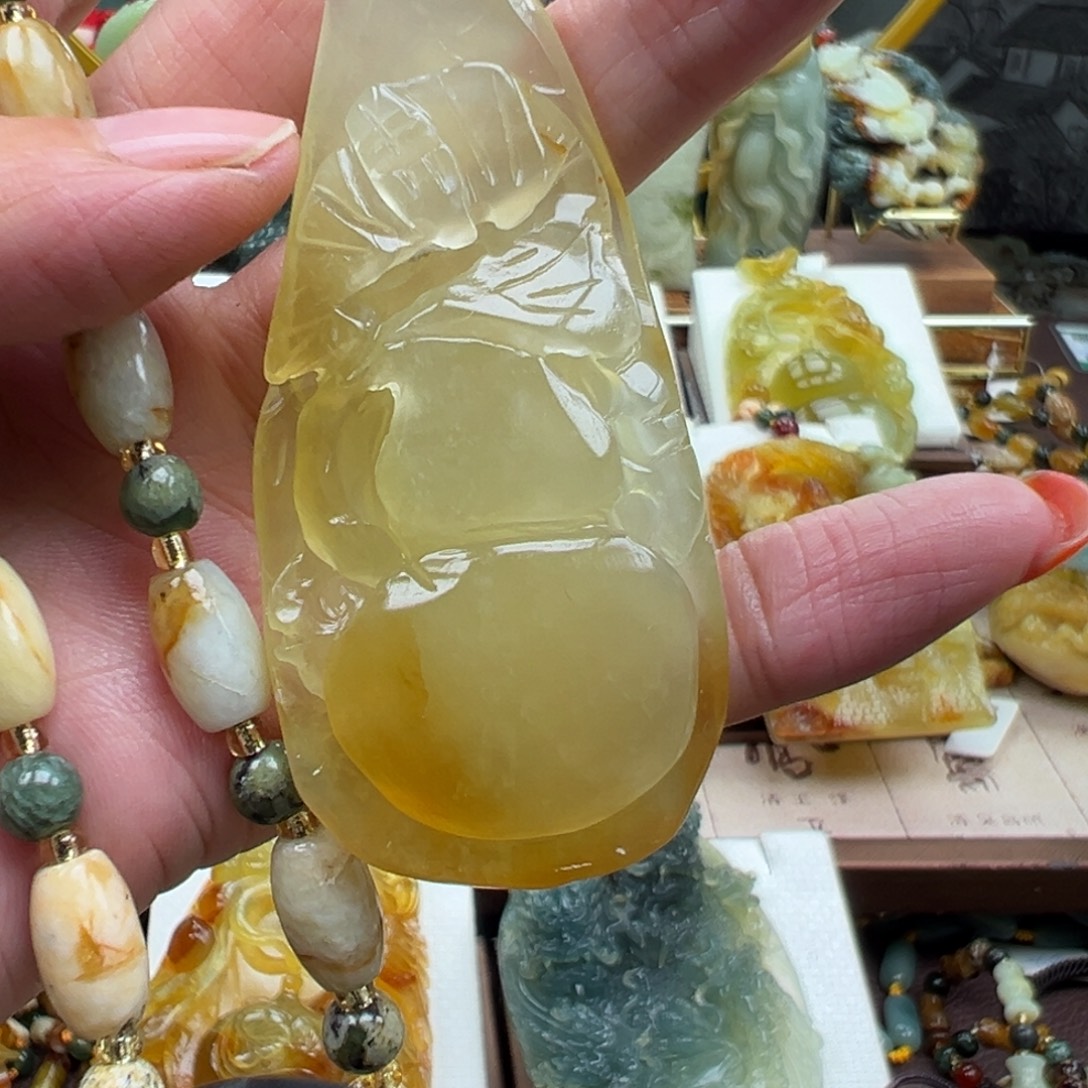 岫玉未镶嵌挂件挂件