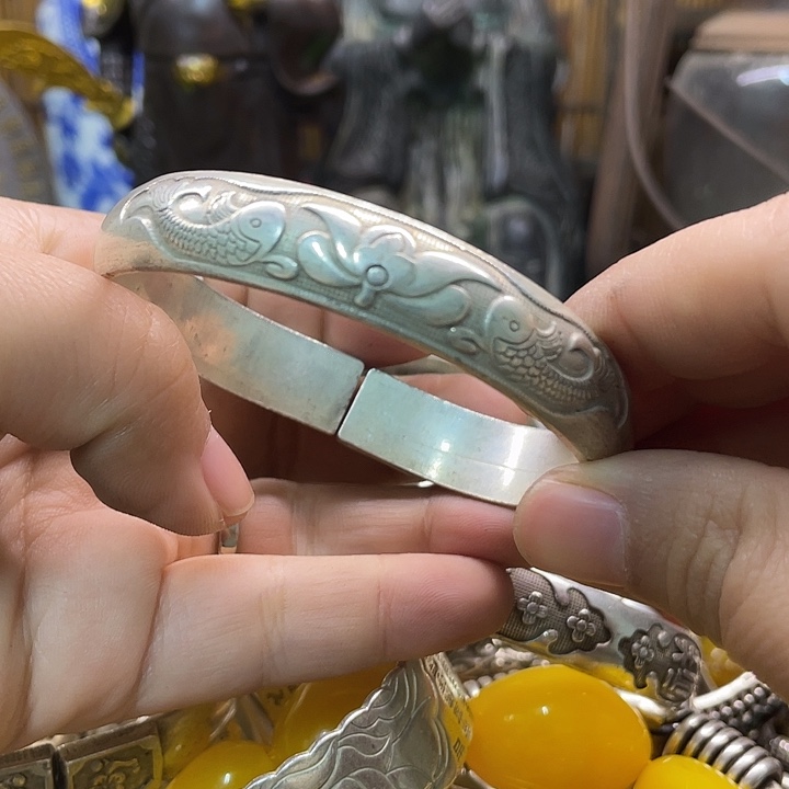 g***铜器艺术品鉴定中心