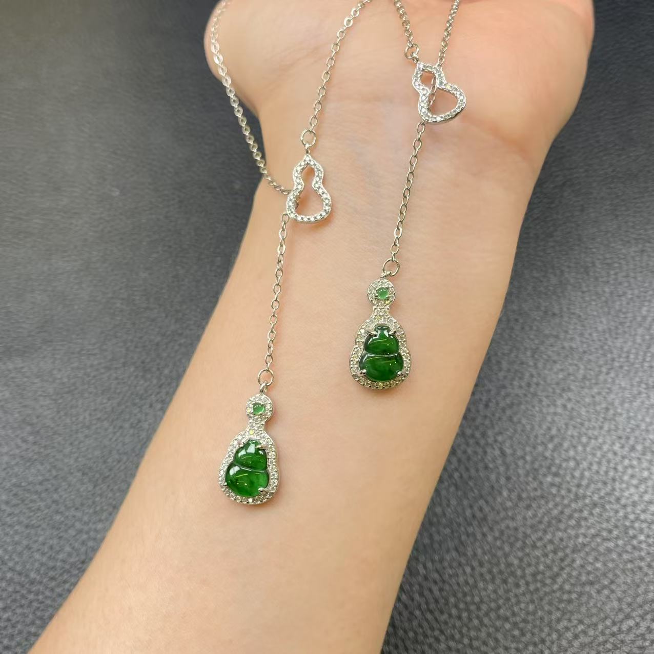 【云】翡翠葫芦套链吊坠多样性发其一@k