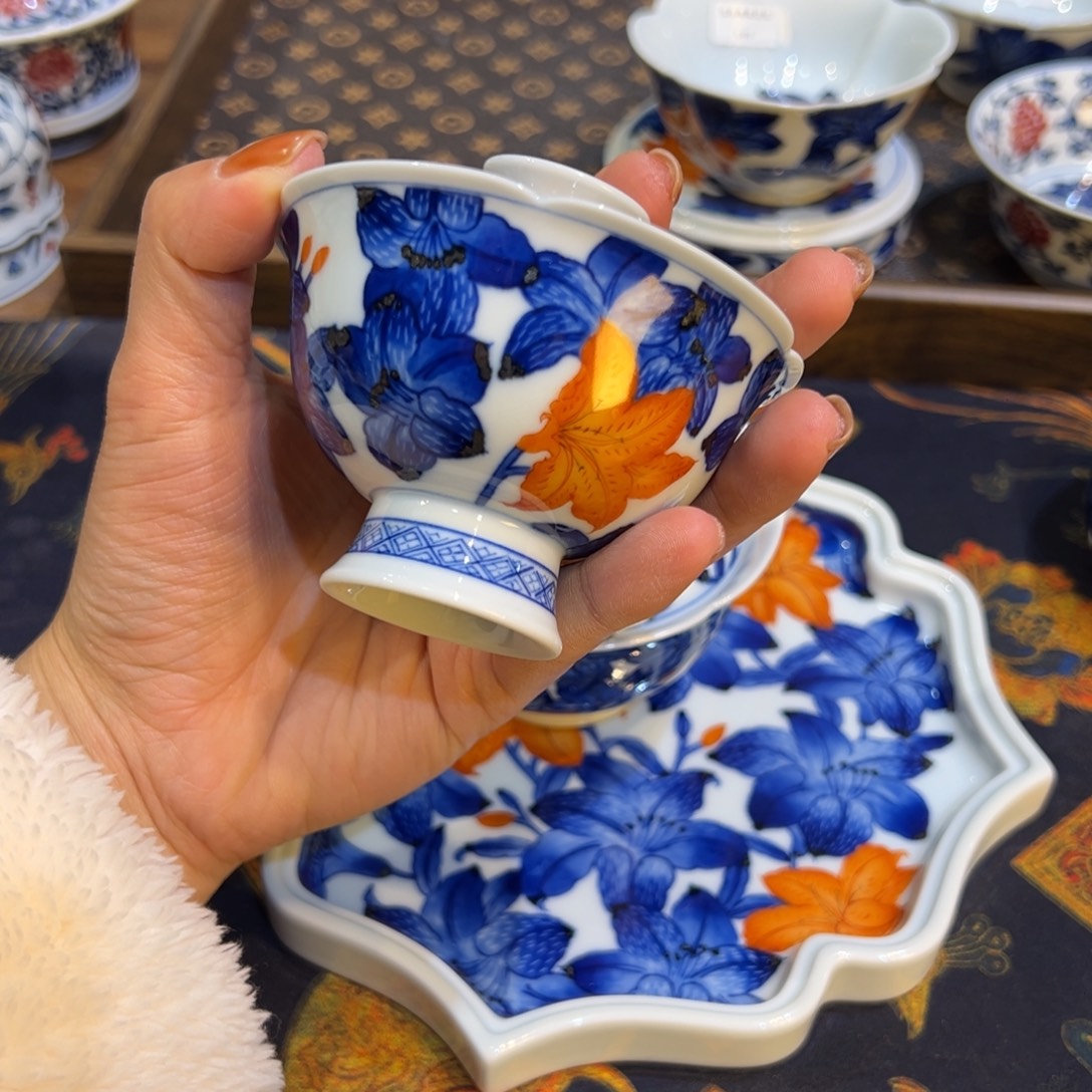 景德镇陶瓷手工手绘