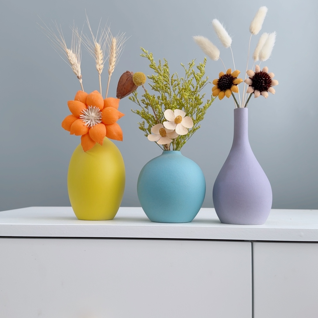 摆件陶瓷小花瓶含花总高约20-30cm