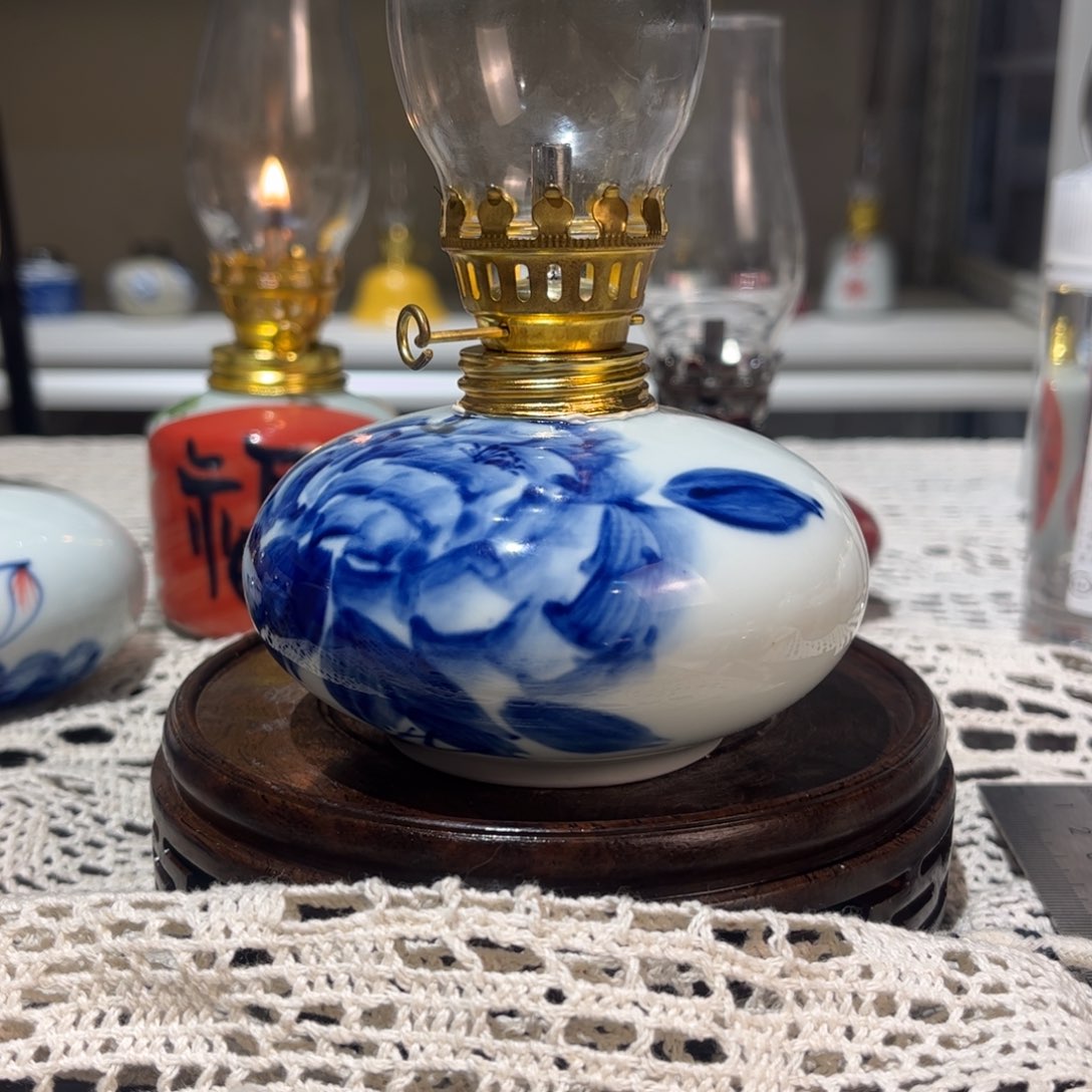 摆件景德镇陶瓷香薰灯