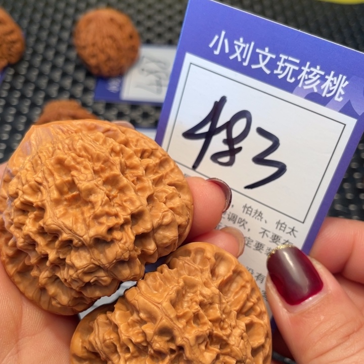 桃核把件50官帽483。。。。。
