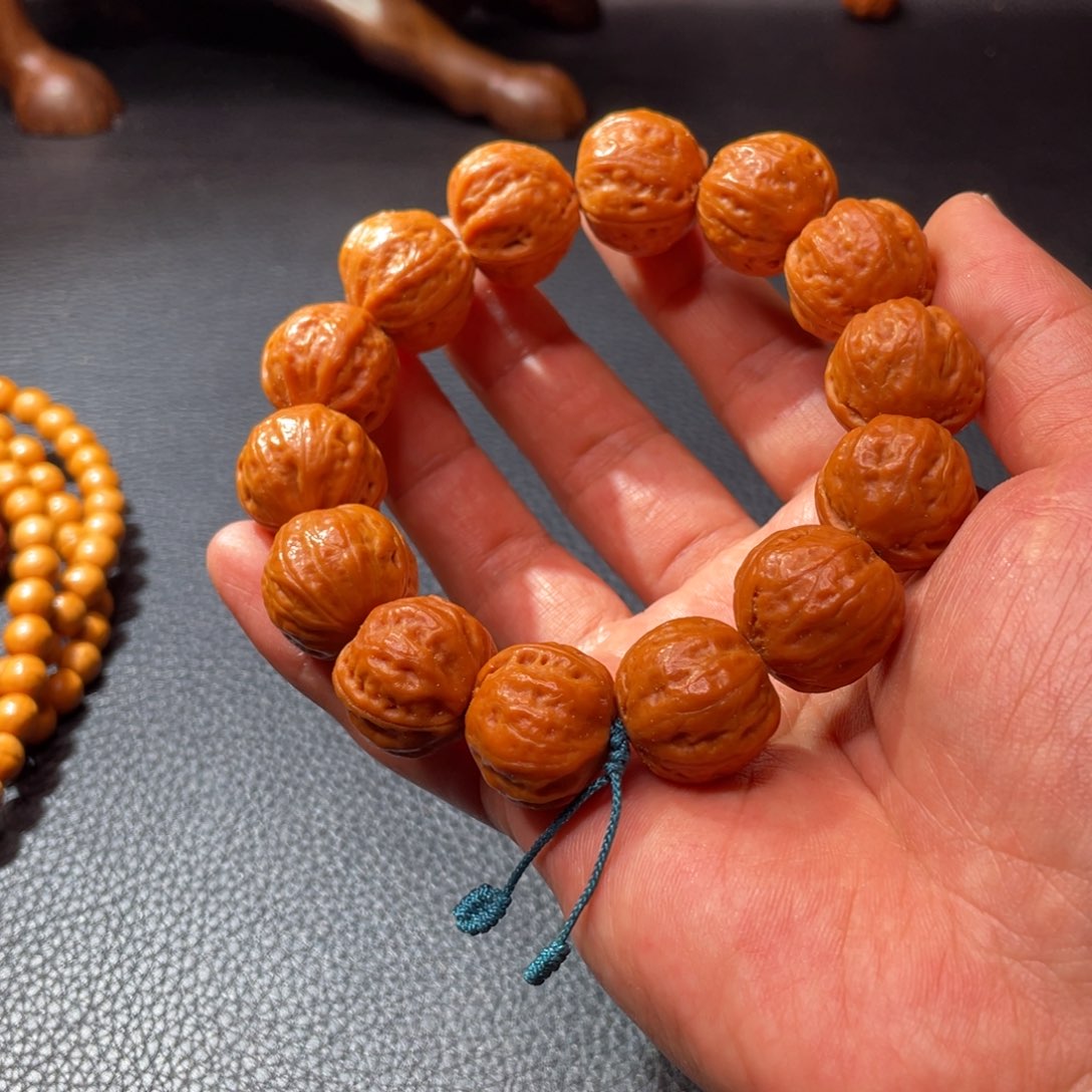 手串文玩核桃磨盘元宝
