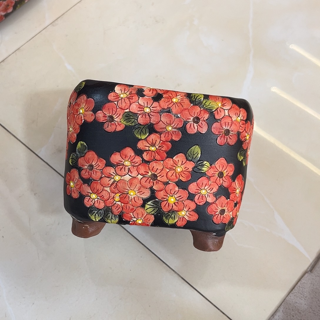 景德镇炫彩手绘口12*12高11.5