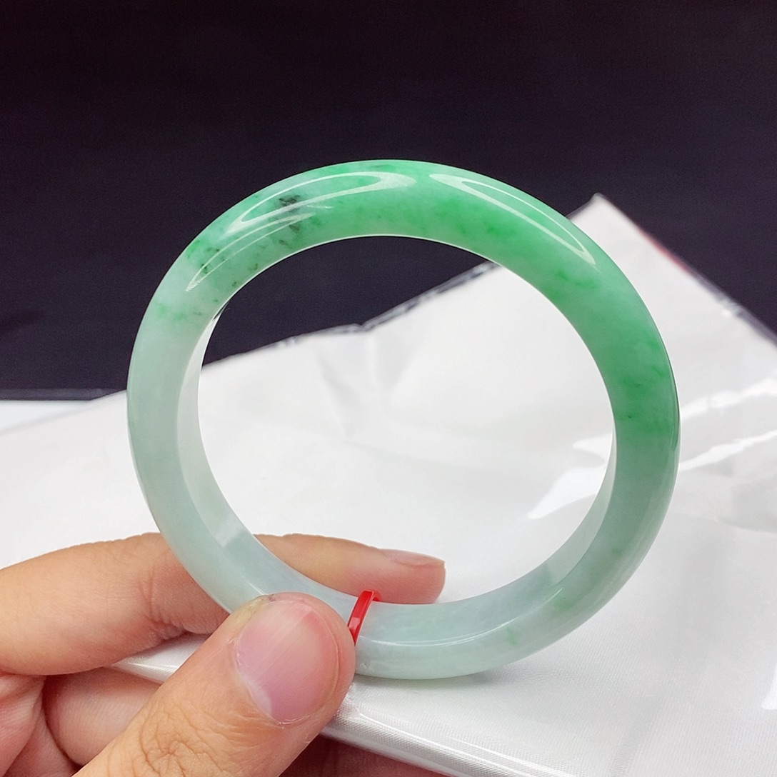 未镶嵌手镯翡翠58圈口