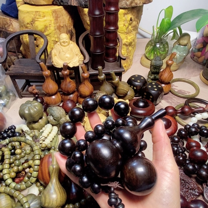 东非黑黄檀（紫光檀）万**光紫光檀手球3.5葫芦一个手串两个