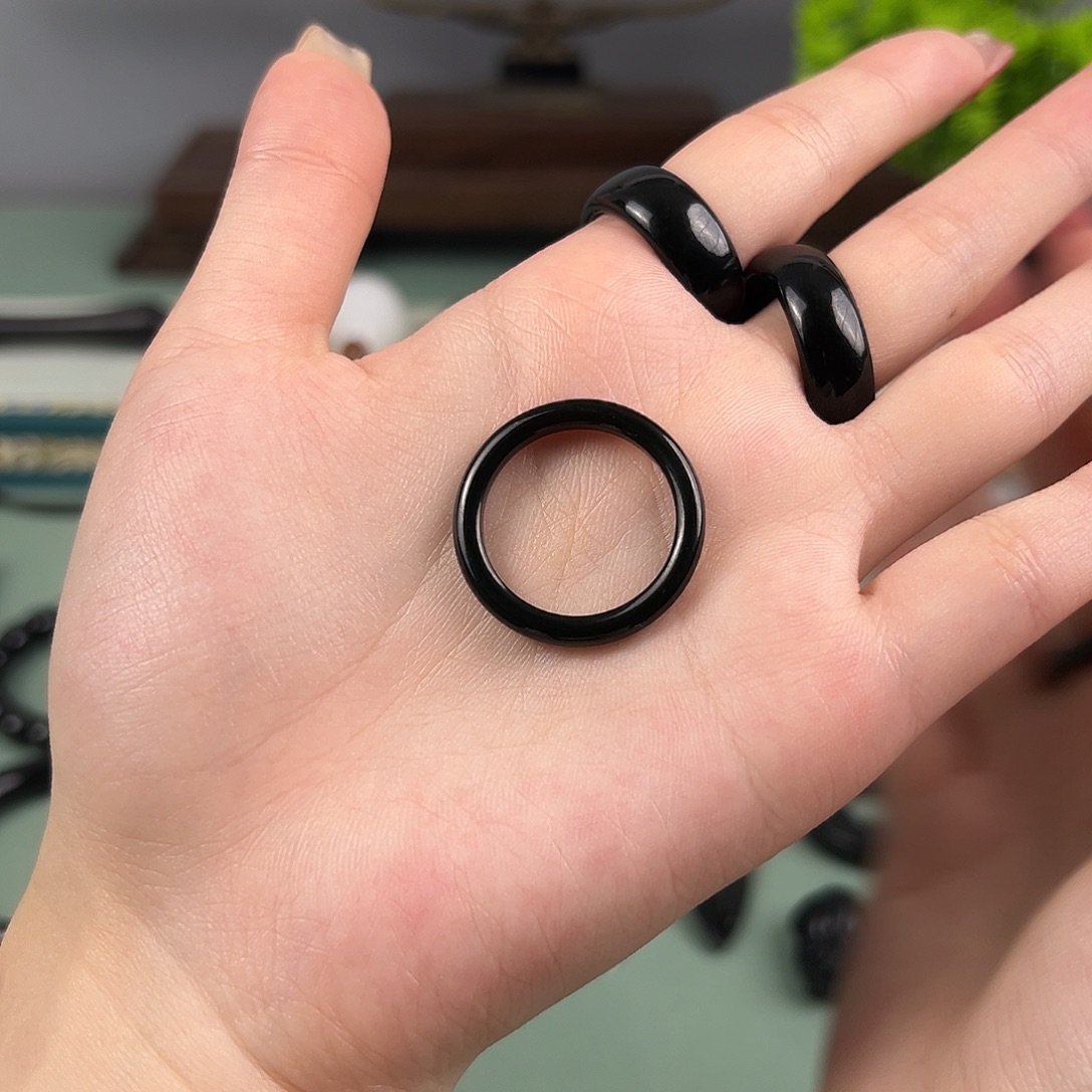 和田玉（糖玉）未镶嵌手链