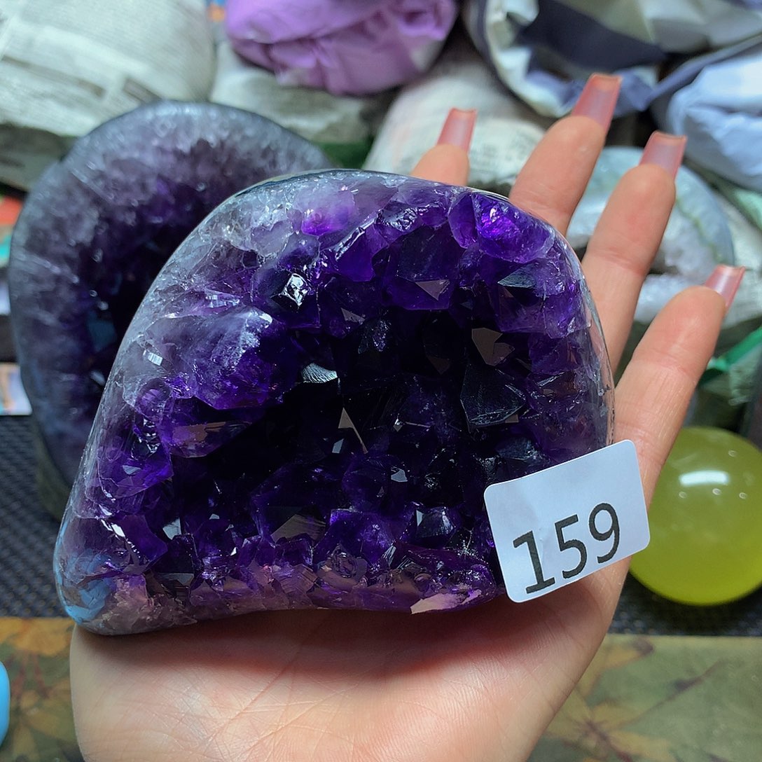 紫晶大型摆件（非配饰）未镶嵌