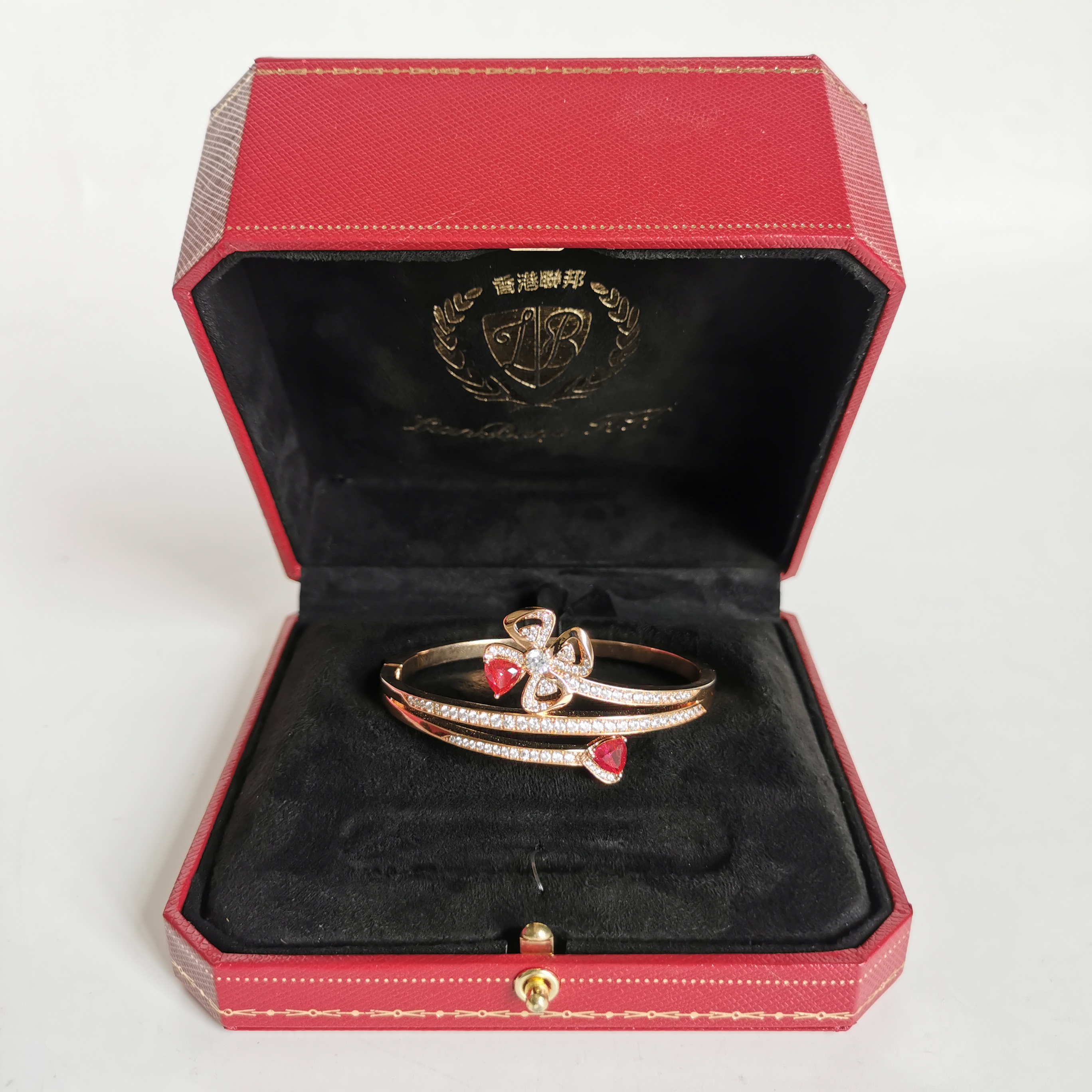 2269手镯--收藏级轻奢时尚设计首饰送礼盒