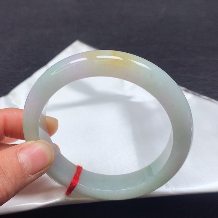 翡翠手镯未镶嵌57圈