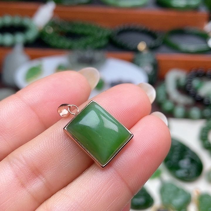 和田玉（碧玉）颈饰银S925镶嵌