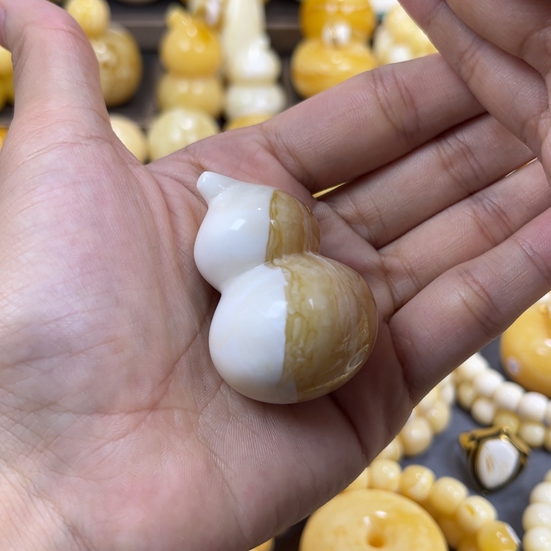 手串琥珀未镶嵌葫芦