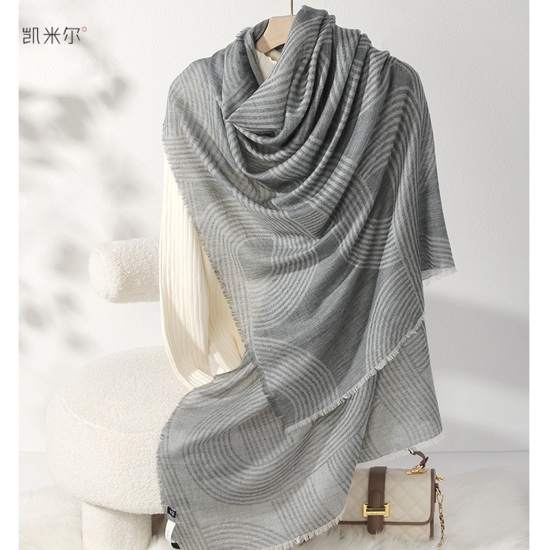 YRW4150  羊毛提花围巾轨道灰色条纹拼色时尚百搭多色