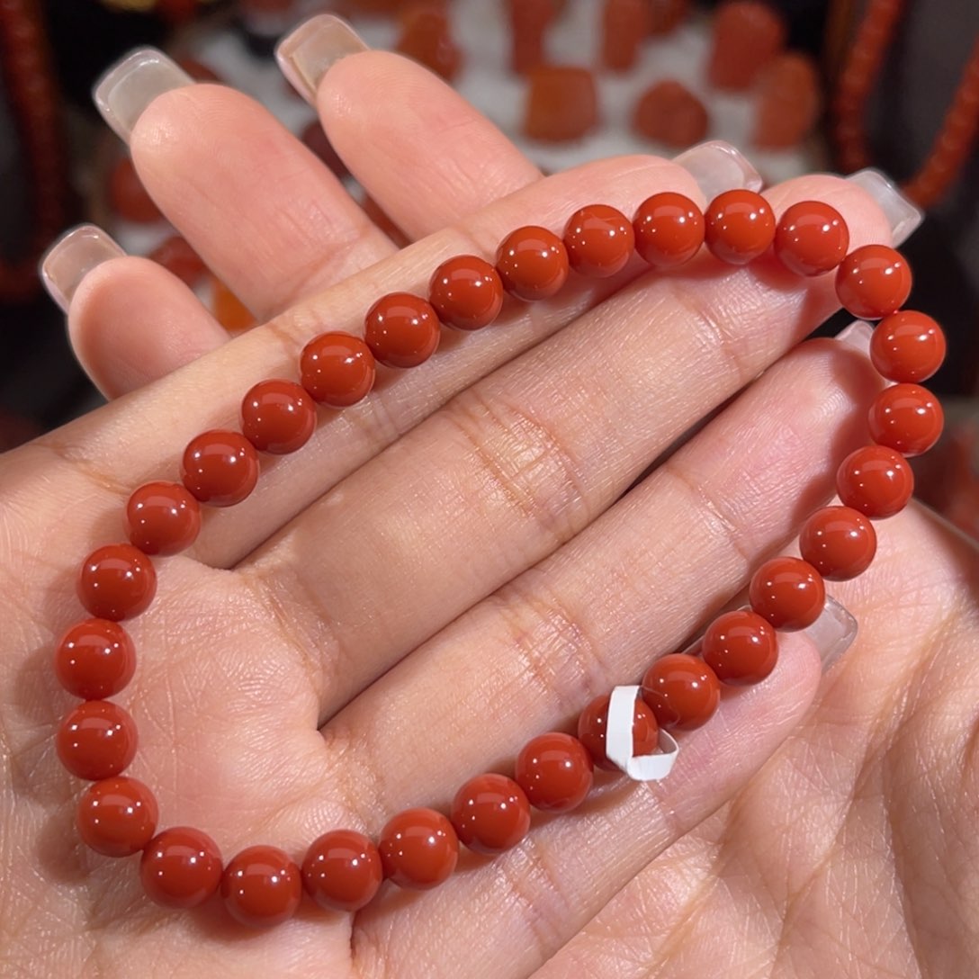 南红玛瑙圆珠手串 6.6mm未镶嵌