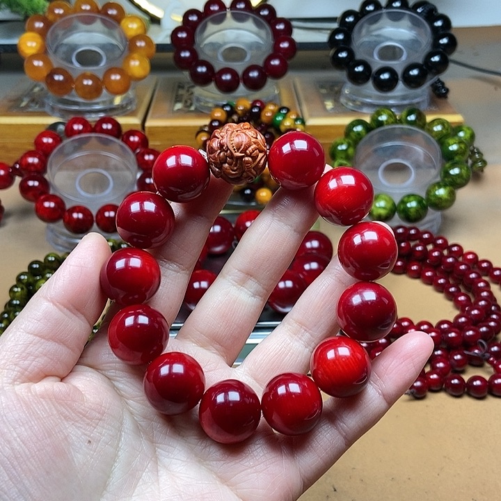 【闪购商品】贝壳杉（血龙木）手串/手链一**变1.8配小叶紫檀貔貅