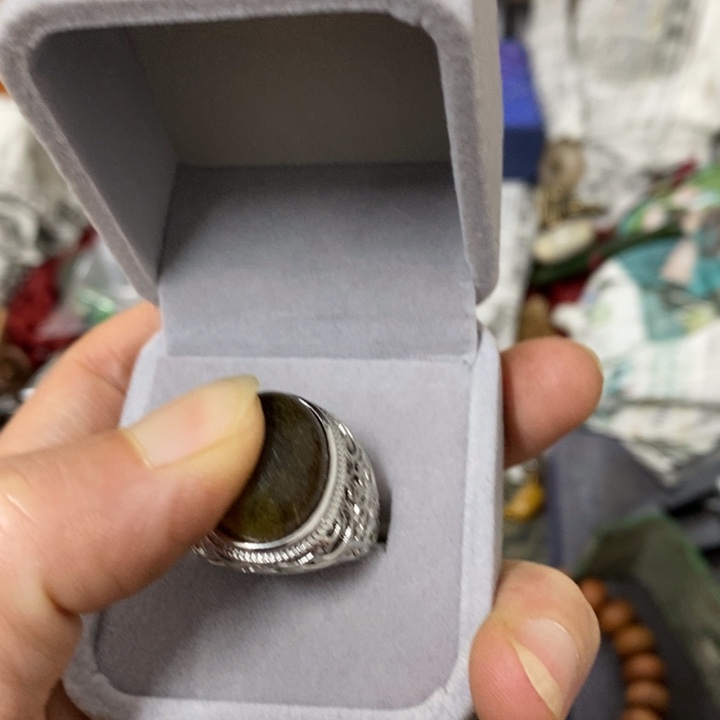 瓷片哈中古工艺品一件