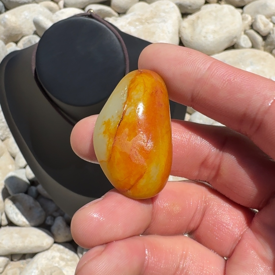 精品无镶嵌小吊坠 