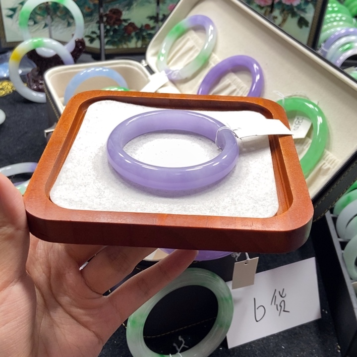 ****潶非金属59手镯圈口