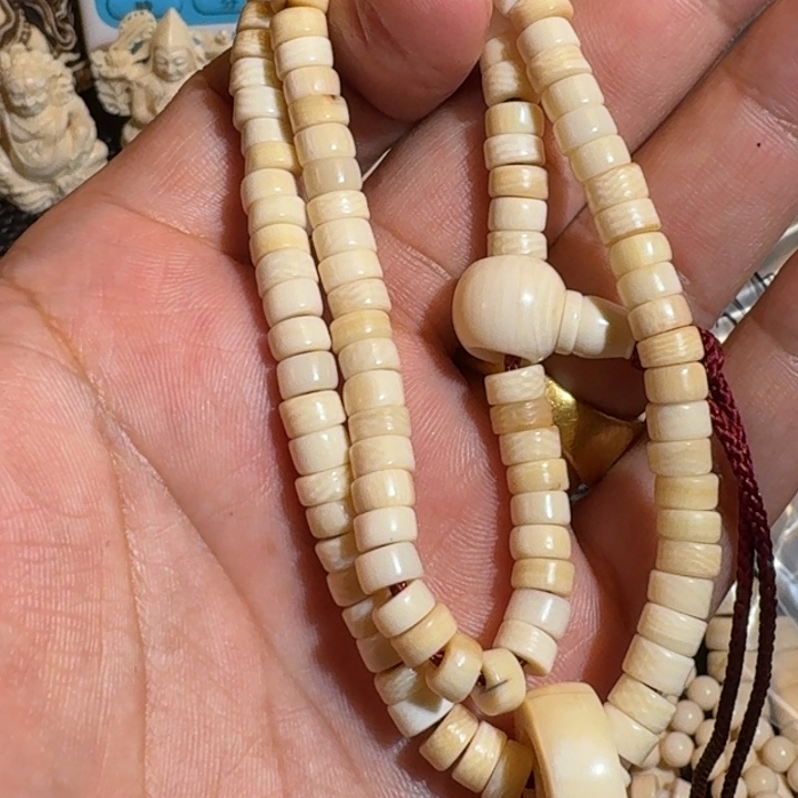 惹***亡菩提根/象牙果吊坠