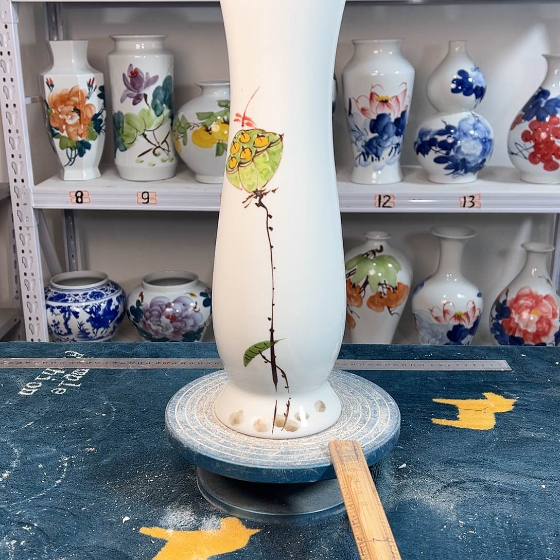 摆件景德镇陶瓷蛮莲子