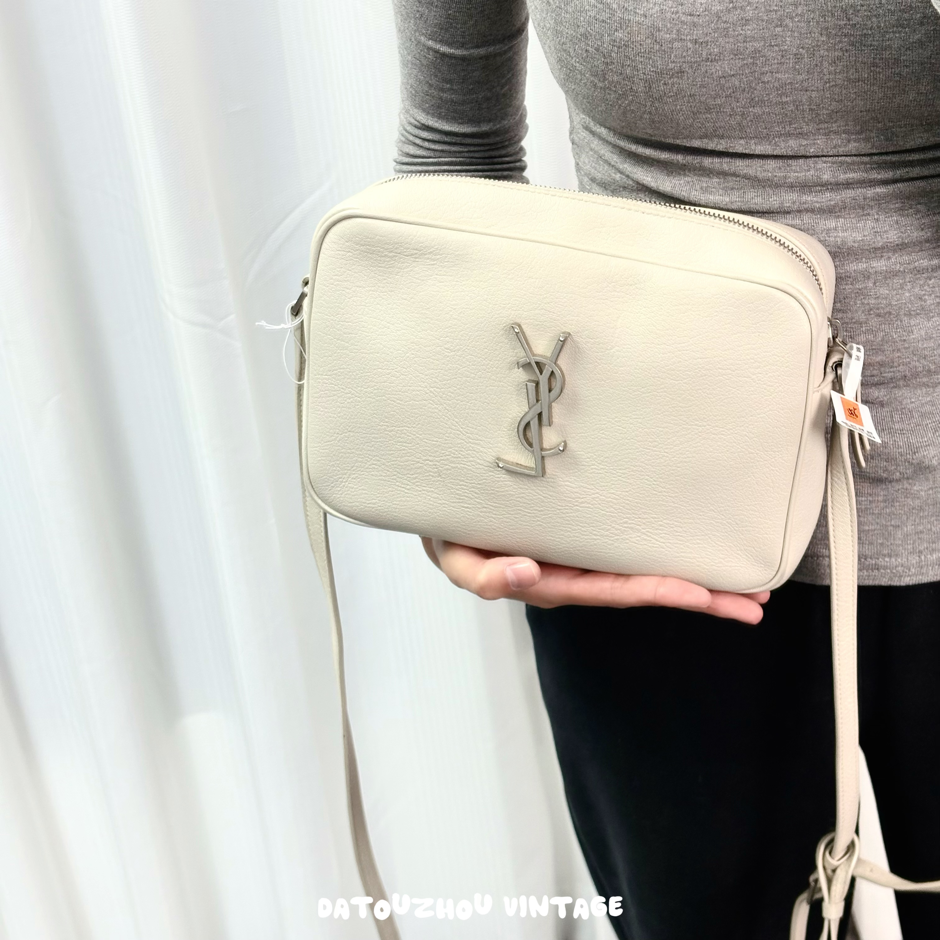 95新 YSL/圣罗兰 白银流苏相机斜挎包cy