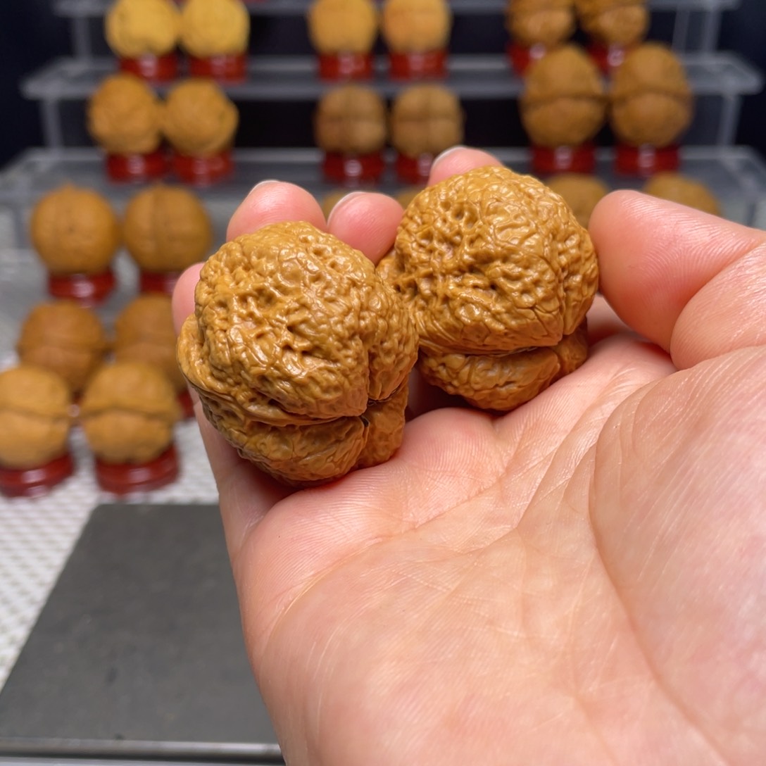 文玩核桃把件27呱呱来财