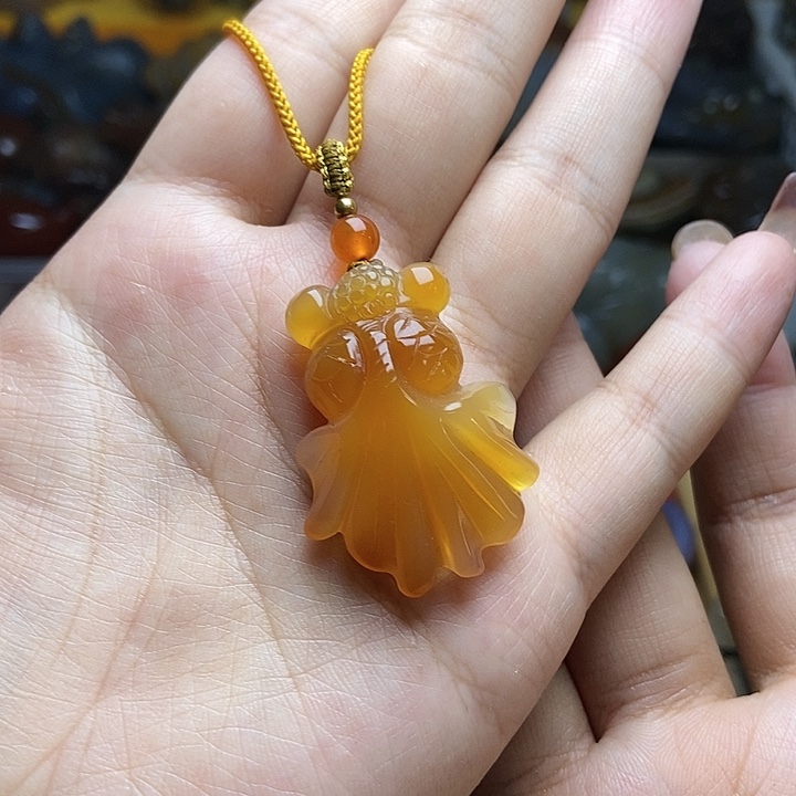 玛瑙/玉髓颈饰未镶嵌