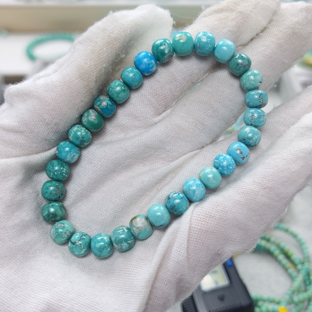 绿松石绿松石未镶嵌