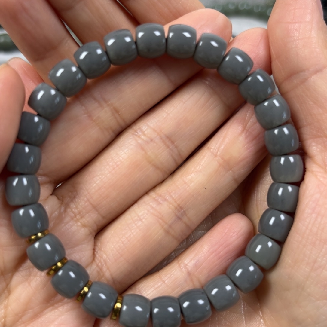 未镶嵌和田玉手串卡8直切珠宝级