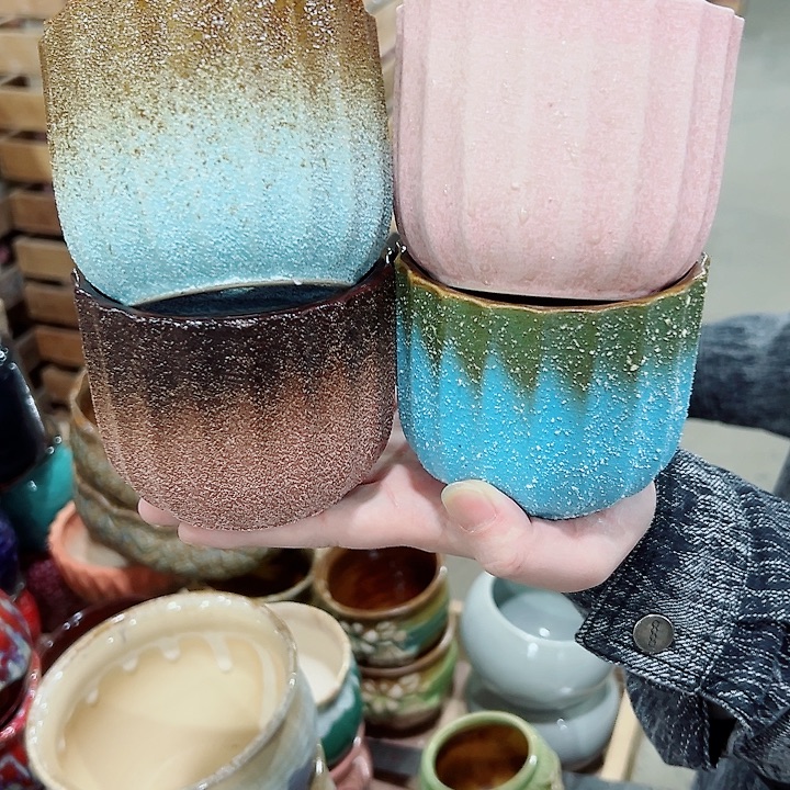 有孔.凑满10元发货多肉陶瓷花盆！