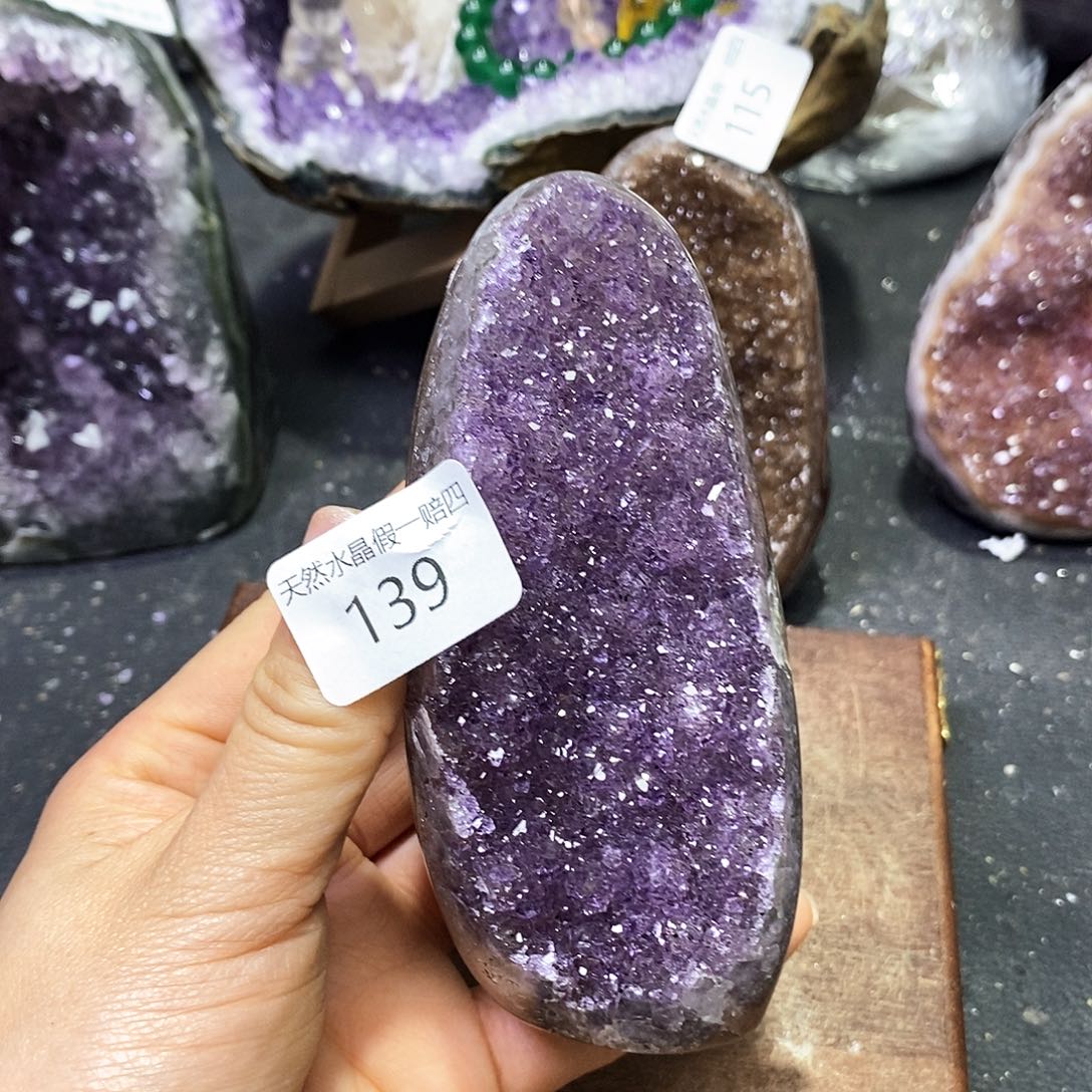 水晶大型摆件（非配饰）未镶嵌