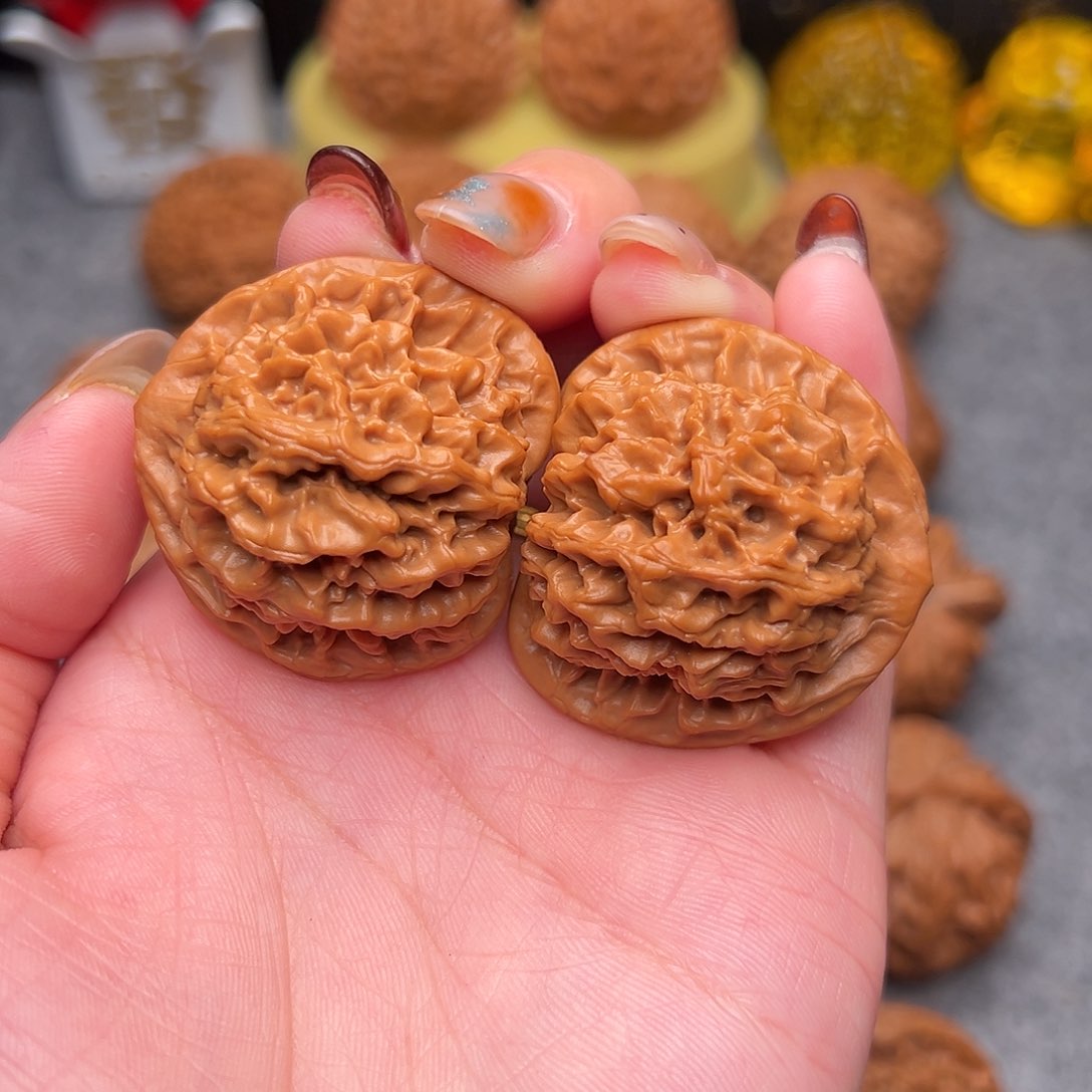 把件文玩核桃毕业精品精配三角秦闷37.5全品奶油腊皮